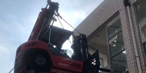 上海設(shè)備搬運(yùn)吊裝需要注意什么？